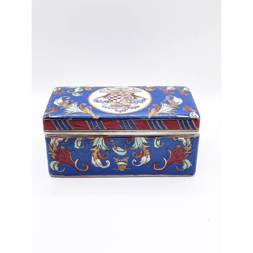 Vintage Neiman Marcus Macau Ceramic Trinket Box Heraldic Crest Blue Porcelain